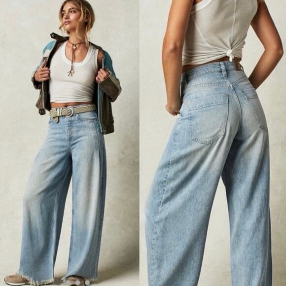 Free People West High Rise Slouchy Jeans in Light Wash - Picture 1 of 9